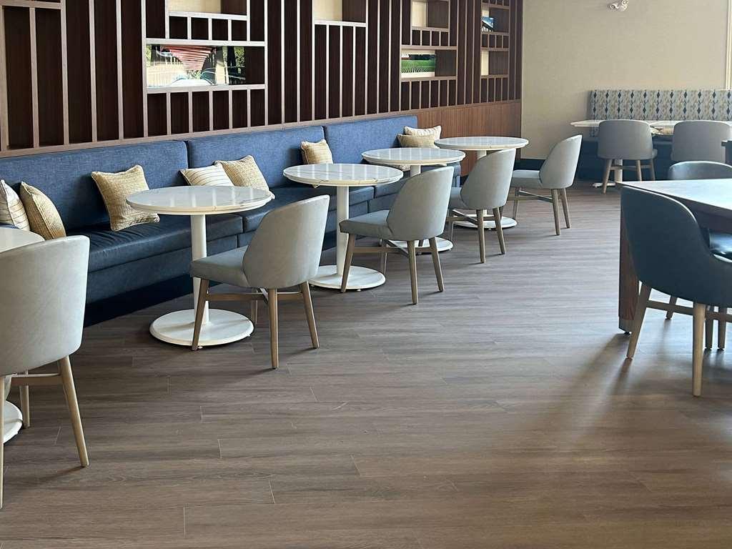 Comfort Inn & Suites Ingersoll Restauracja zdjęcie