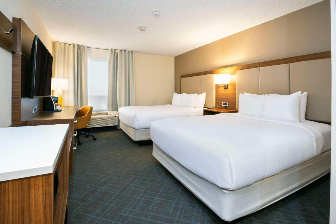 Comfort Inn & Suites Ingersoll Zewnętrze zdjęcie